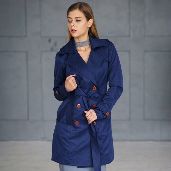 Stylish Coat - Picture 2 of 8